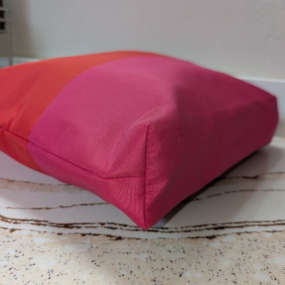 Lancome Paris tote bag. Red/Pink. EUC! - Picture 6 of 8